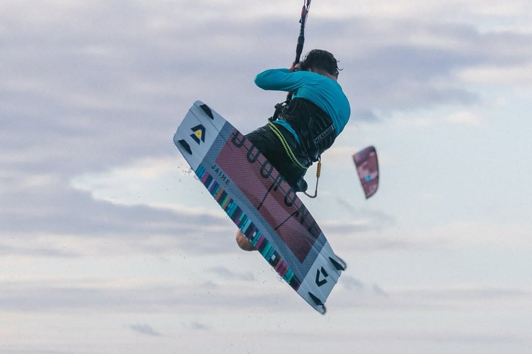 Kitesurf en action